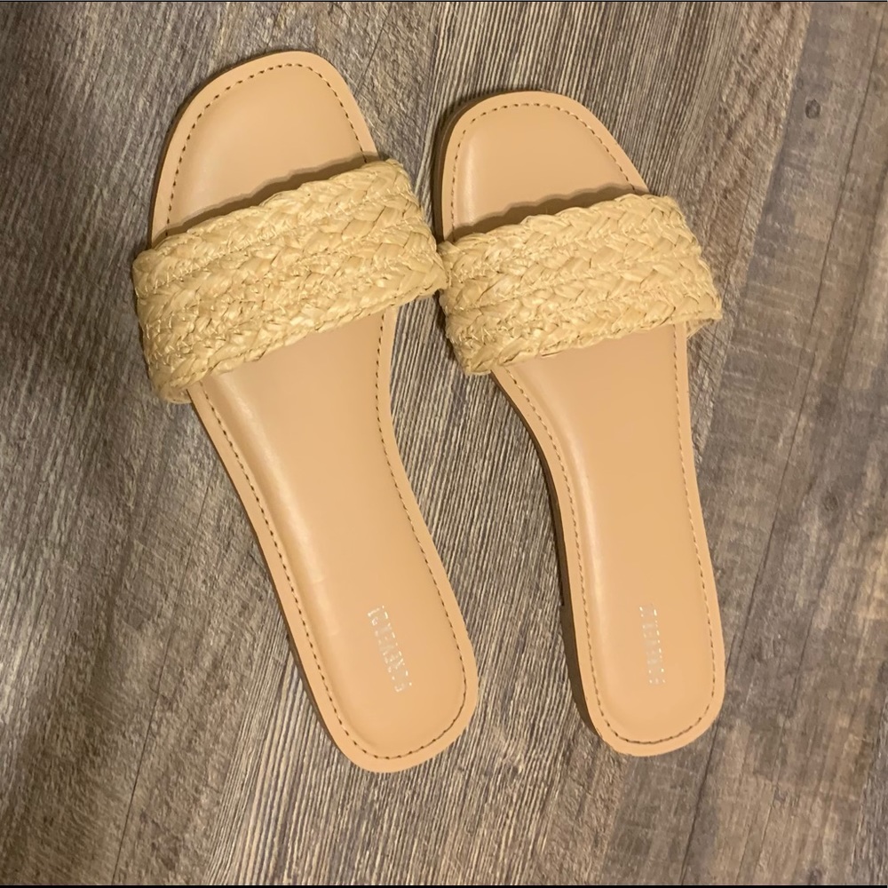 Forever 21 Beach Sandals